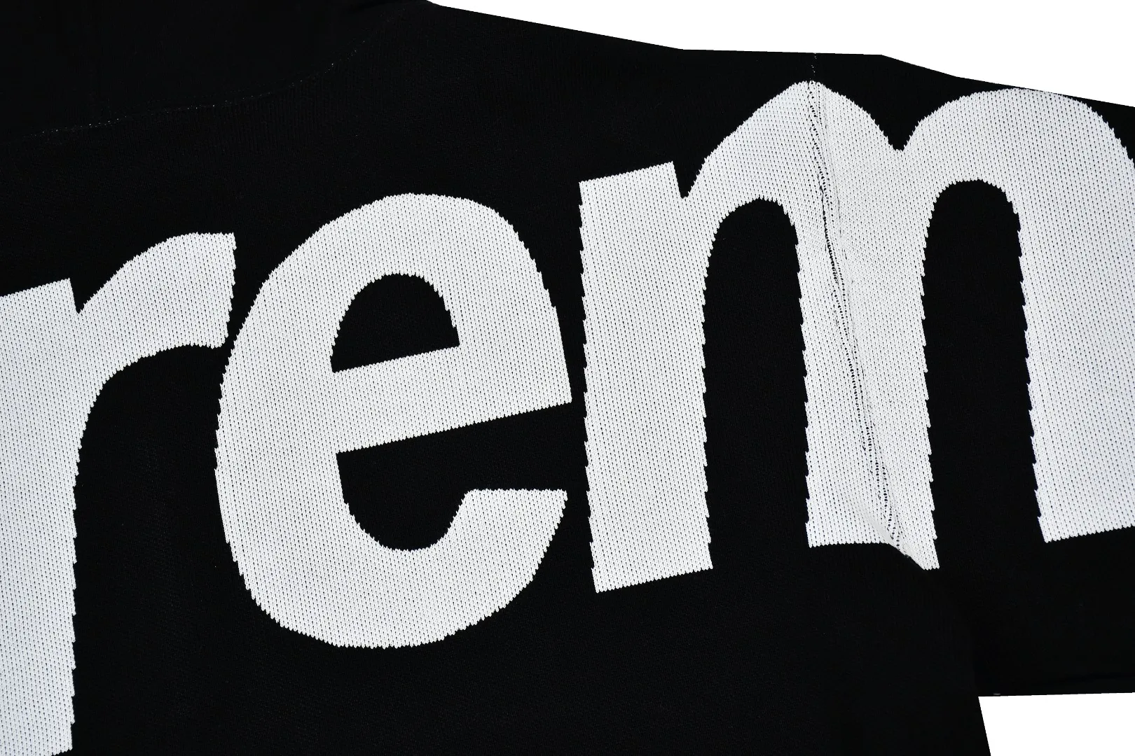 S528💰p390 Top version Supreme BIG LOGO JACQUARD HOODED SWEATSHIRT Hooded sweatshirt with big LOGO on the back. For those of us who focus on top Sup products, this sweatshirt is naturally available at our fingertips. ZP testing, custom weaving and dyeing, pure cotton 450G fleece main fabric, multiple stitching and tailoring design on the back, jacquard processing on the back, customized ZP co-branding, main label/wash water label/tag/packaging bag (Equipped with extra-large thickened handbag) There is a probability of passing the inspection version. If you put the original packaging picture together, there is a high probability of passing the test. Size: S-XL