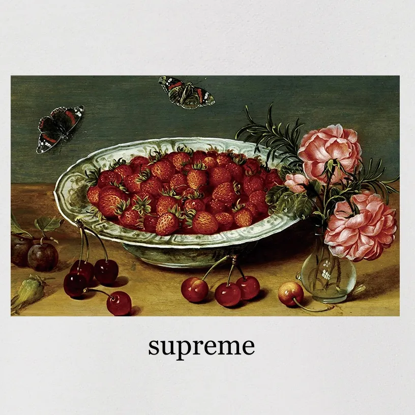 Style number S2016 #terry P160💰 Velvet P170💰 Supreme SS23 Week9 STRAWBERRIES TEE Strawberry pattern printed hooded sweatshirt Made of 400g large terry 430g silver fox velvet (drop shoulder large version) fabric, soft texture and no pilling Imported environmentally friendly printing glue The pattern is bright and three-dimensional Quality 💥Same style for men and women The upper body is trendy Color: black white gray Size: S M L XL XXL