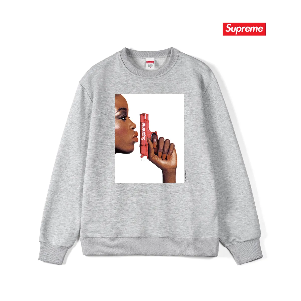Style No. S1057 #terryp150💰 Velvet 160💰 Supreme SS21 Spiral Tee Spiral Letter Unisex Round Neck Sweatshirt Made of 400g large terry (drop shoulder large version) fabric, soft texture and no pilling Imported environmentally friendly printing glue The pattern is bright and three-dimensional Quality 💥 Unisex The upper body is trendy Color: Black White Gray Size: S M L XL XXL