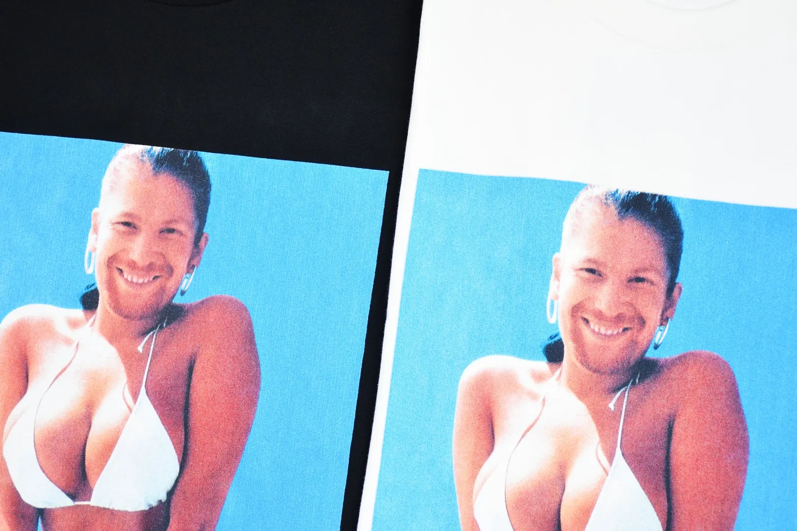 S422💰P150 Top version Supreme 25ss Aphex Twin Windowlicker Tee Bikini singer portrait alien printed short-sleeved T-shirt Refuse to look at pictures to make goods. Refuse to compare wrong versions. Use cylindrical seamless process (original process, there is no stitching bone on the side of the clothes, identification key point) The fabrics are all custom-woven and dyed, 280g weight, 100% cotton, cylindrical fabric. Cylindrical fabric is a knitted fabric woven with a cylinder loom. The needles are distributed in a cylindrical shape on the fuselage. The gray fabric is a large cylinder, which needs to be opened and shaped before it can be used further. There are no slits on the side of the clothes, so there is no washing label on the side of ordinary short-sleeves. There is only one collar label behind the neck. The printing uses heat-setting ink printing imported from Belgium (different from conventional heat transfer printing on the market), also known as plastic ink, or self-adhesive ink. Its ingredients: mainly composed of polyvinyl chloride (PVC) and phthalates, including PVC, phthalates, and color fixing agents. , stabilizer, and thickener are mixed to form thermoset ink, which is not the digital direct printing marketed on the market. The printing texture of thermoset ink cannot be achieved by digital direct printing. The new triple collar label has a watermark anti-counterfeiting effect, real anti-counterfeiting layer, and has a high probability of passing the approved version. The original packaging picture has a high probability of passing Size：S-XL