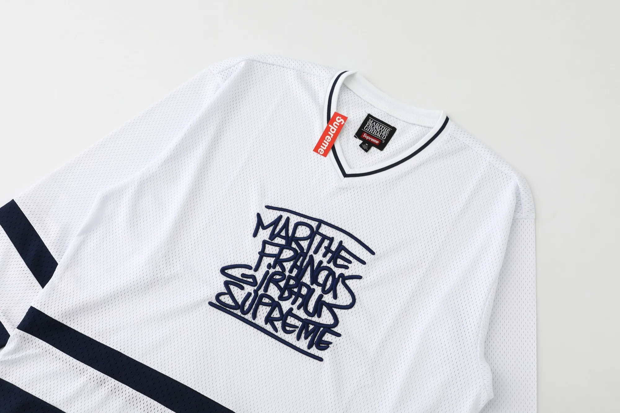 S634💰p230 Supreme Marithé François Girbaud co-branded loose mesh American ice hockey jersey with logo embroidered on the chest. Same style for men and women. 250g mesh fabric. Customized accessories. Complete. Color: black. White. Loose fit. Size: S M L 57 M 73 122 55 58 L 75 126 57 59 XL 77 130 59 60