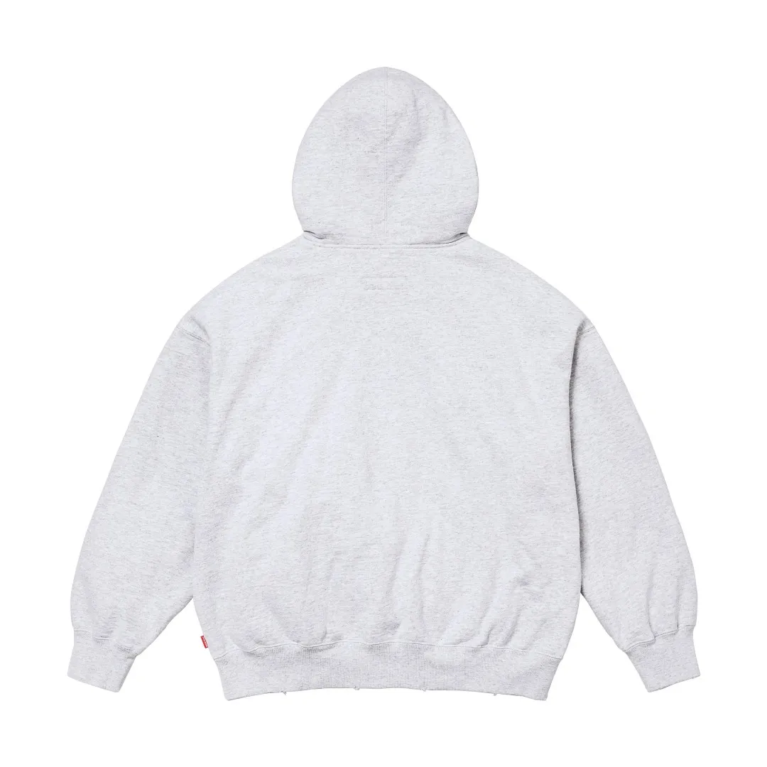 🅿️520 S262 top version Supreme 24ss MM6 Margiela joint skull and will-o'-the-wisp zipper hoodie ZP test custom weaving and dyeing pure cotton 460G fleece main fabric garment destruction treatment Printing uses thermoset ink printing, also known as plastic ink, or self-adhesive ink. Its ingredients are: mainly composed of polyvinyl chloride (PVC) and phthalates. PVC and phthalates, color fixing agents, stabilizers, and thickeners are mixed to form thermoset ink. It is not the digital direct printing advertised on the market. The printing texture of thermoset ink is unachievable by digital direct printing. Customized ZP co-branding YKK zipper/main label/wash label/tag/packaging bag (equipped with extra-large thickened handbag) There is a probability of passing the inspection version, and the original packaging picture has a high probability of passing Size: S-XL