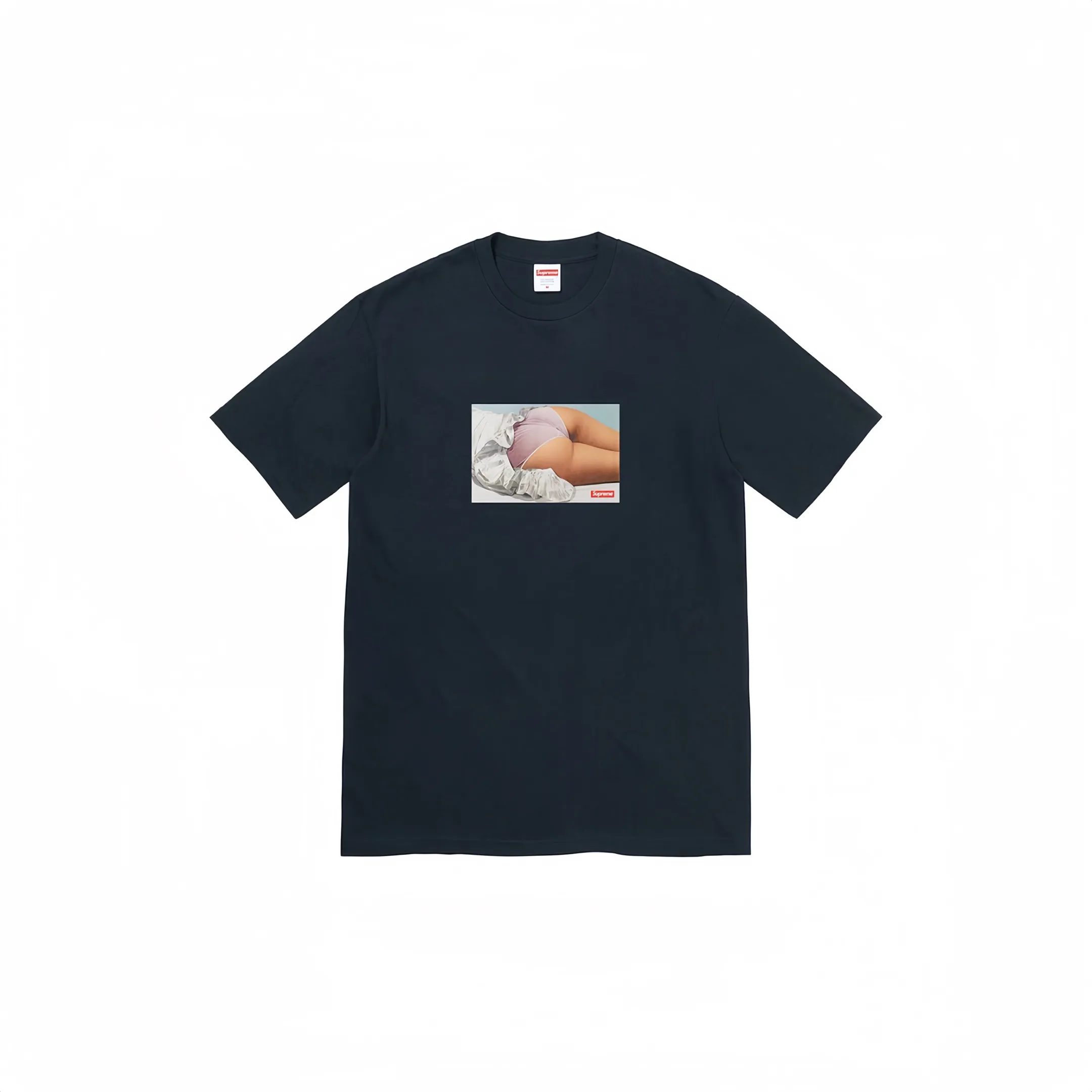 #S37 P110💰 Supreme FW22 Week 5 Maude Tee pattern printed round neck short-sleeved T-shirt for men and women. Made of 260g combed cotton double yarn. From fabric to accessories, all three standards are complete and follow ZP. Imported Matsui Company slurry printing will never crack. The whole piece is made with three-needle five-thread technology. The neckline-shoulder seam-sleeve seam is double-lined, which looks more three-dimensional and textured. The same process as the original version, classic version Feel free to compare zp. The whole piece adopts three-needle five-thread craftsmanship (neckline-shoulder seam-sleeve seam double thread, which looks more three-dimensional and textured). It has the same craftsmanship as the original original, classic version. Color: Navy blue, light blue, white, black, orange. Size: S M L XL XXL