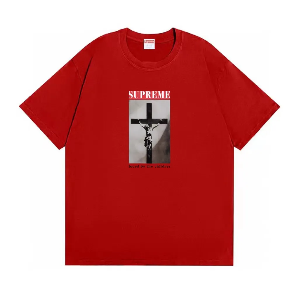 #S98 p110💰 Supreme SS20 Week 1 Loved By The Children Tee pattern, loose fit, made of 260 grams of combed cotton double yarn, all three standards from fabrics to accessories, ZP, imported Matsui company slurry printing will never crack, the whole piece adopts three-needle five-thread technology (neckline-shoulder seam-sleeve seam double line, looks more three-dimensional and textured) and the original version of the same craftsmanship, classic version Feel free to compare zp. The whole piece adopts three-needle five-thread craftsmanship (neckline-shoulder seam-sleeve seam double thread, which looks more three-dimensional and textured). It has the same craftsmanship as the genuine original, classic version. Color: white, black, light blue, red, apricot, gray, pink. Size: S M L XL XXL
