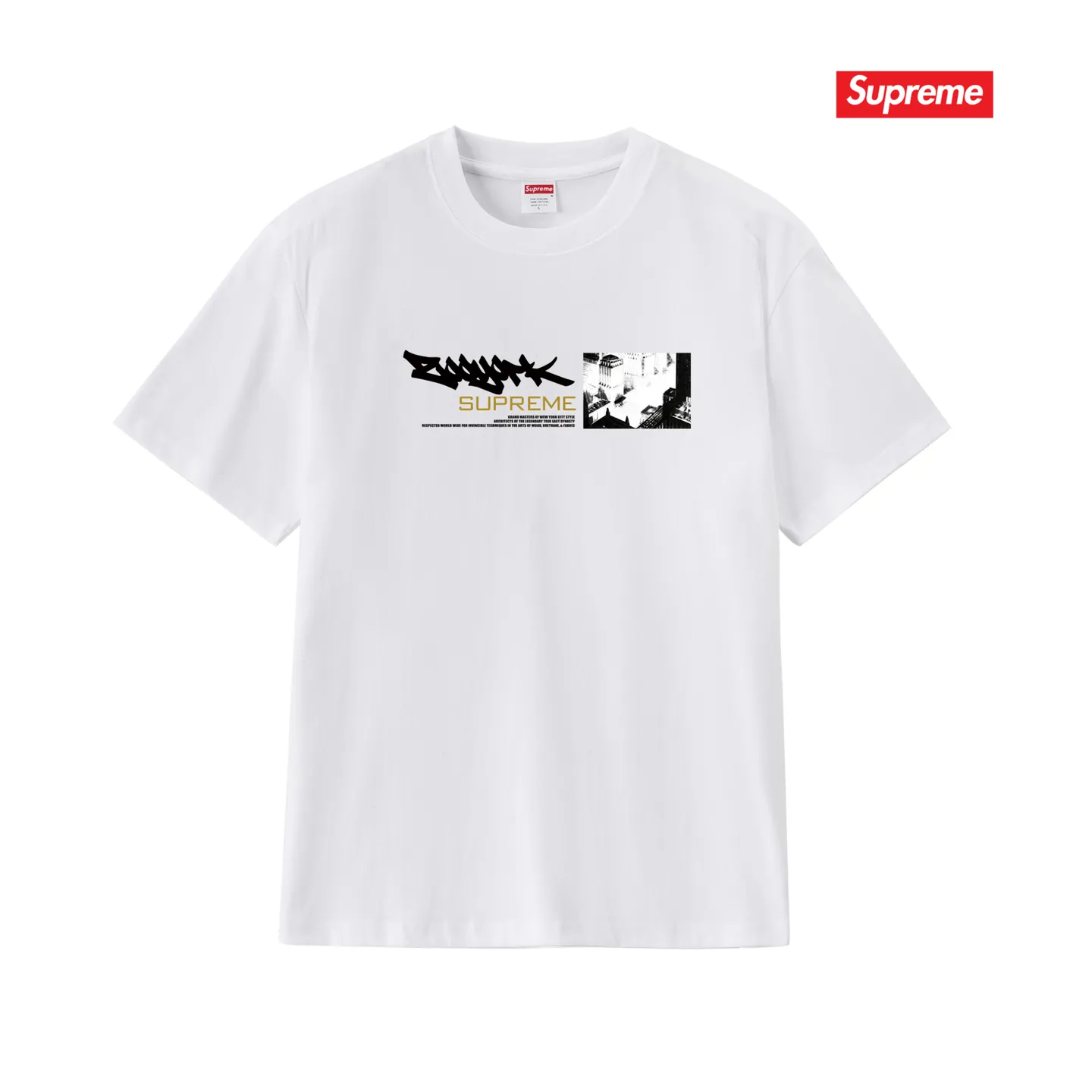 S234 P110💰 Supreme Zoo York joint model SS25 WEEK17 Dynasty Tee versatile short-sleeved T-shirt with printed pattern on the chest. Same style for men and women. Loose fit. Made of 260g combed cotton double yarn. From fabrics to accessories, all three standards are complete and follow ZP. Imported Matsui company slurry printing will never crack. The whole piece is made with a three-needle five-thread process. The neckline-shoulder seam-sleeve seam is double-lined, and it looks more three-dimensional and textured. The process is the same as the authentic original version. The classic version. Feel free to compare zp. The whole piece is made of a three-needle five-thread process. The neckline-shoulder seam-sleeve seam is double-threaded, which looks more three-dimensional and textured. The process is the same as the authentic original version. The classic version. Color: Black White Light Gray Pink Navy Size: S M L XL XXL