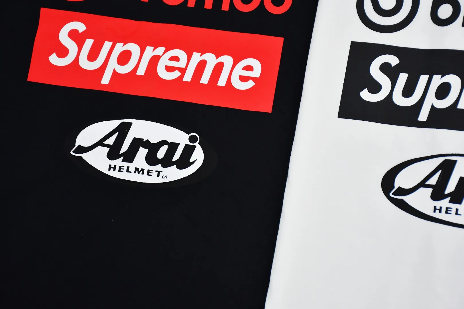 🅿️120 S167 top version Supreme 24ss DUCATI SS24 Ducati co-branded short-sleeved T-shirt. Refuse to look at pictures to make products. Refuse to compare with wrong versions. Use cylinder seamless technology (original technology. There are no stitched bones on the side of the clothes. Key points of identification) The fabrics are all custom-woven and dyed, 280g weight, 100% cotton, cylindrical fabric. Cylindrical fabric is a knitted fabric woven with a cylinder loom. The needles are distributed in a cylindrical shape on the fuselage. The gray fabric is a large cylinder, which needs to be opened and shaped before it can be used further. There are no slits on the side of the clothes, so there is no washing label on the side of ordinary short-sleeves. There is only one collar label behind the neck. The printing uses thermosetting ink printing imported from Belgium (different from conventional thermal transfer printing), also known as plastic ink, or self-adhesive ink. Its ingredients are: mainly composed of polyvinyl chloride (PVC) and phthalates. PVC and phthalates, solid color The thermoset ink is composed of a mixture of agents, stabilizers, and thickeners. It is not the digital direct printing advertised on the market. The printing texture of thermoset ink cannot be achieved by digital direct printing. The collar label has a watermark anti-counterfeiting effect, a real anti-counterfeiting layer, a version with a high probability of passing the inspection, and a high probability of passing the original packaging picture. Size：S-XL
