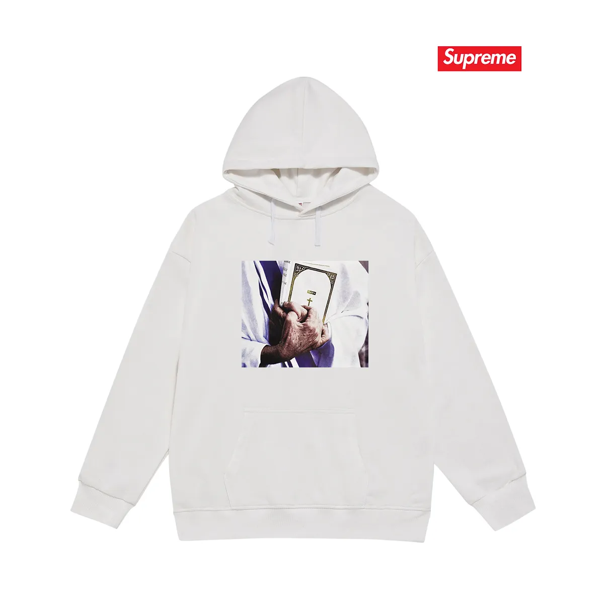 Style No. S2031 #terry P160💰 Velvet P170💰 Supreme FW19 Week 7 Bible Tee printed hooded sweatshirt Made of 400g large terry 430g silver fox velvet (drop shoulder large version) fabric, soft texture and no pilling Imported environmentally friendly printing glue The pattern is bright and three-dimensional Quality 💥Same style for men and women The upper body is trendy Color: black white gray Size: S M L XL XXL