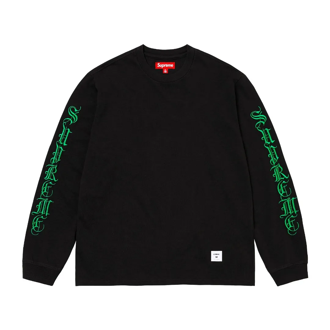S582💰p210 Supreme OLD ENGLISH L/S TOP Sanskrit embroidery, long-sleeved T-shirt, ZP test, custom weaving and dyeing, pure cotton 320g fabric, embroidery using BEHRINGER BEKS-Y924 machine (one level higher than Tajima embroidery machine) embroidery thickness, saturation and size are consistent with ZP, customized ZP co-branding, main label/wash water label/tag/packaging bag The version with a high probability of passing the test will pass the original packaging picture. Size: S-XL