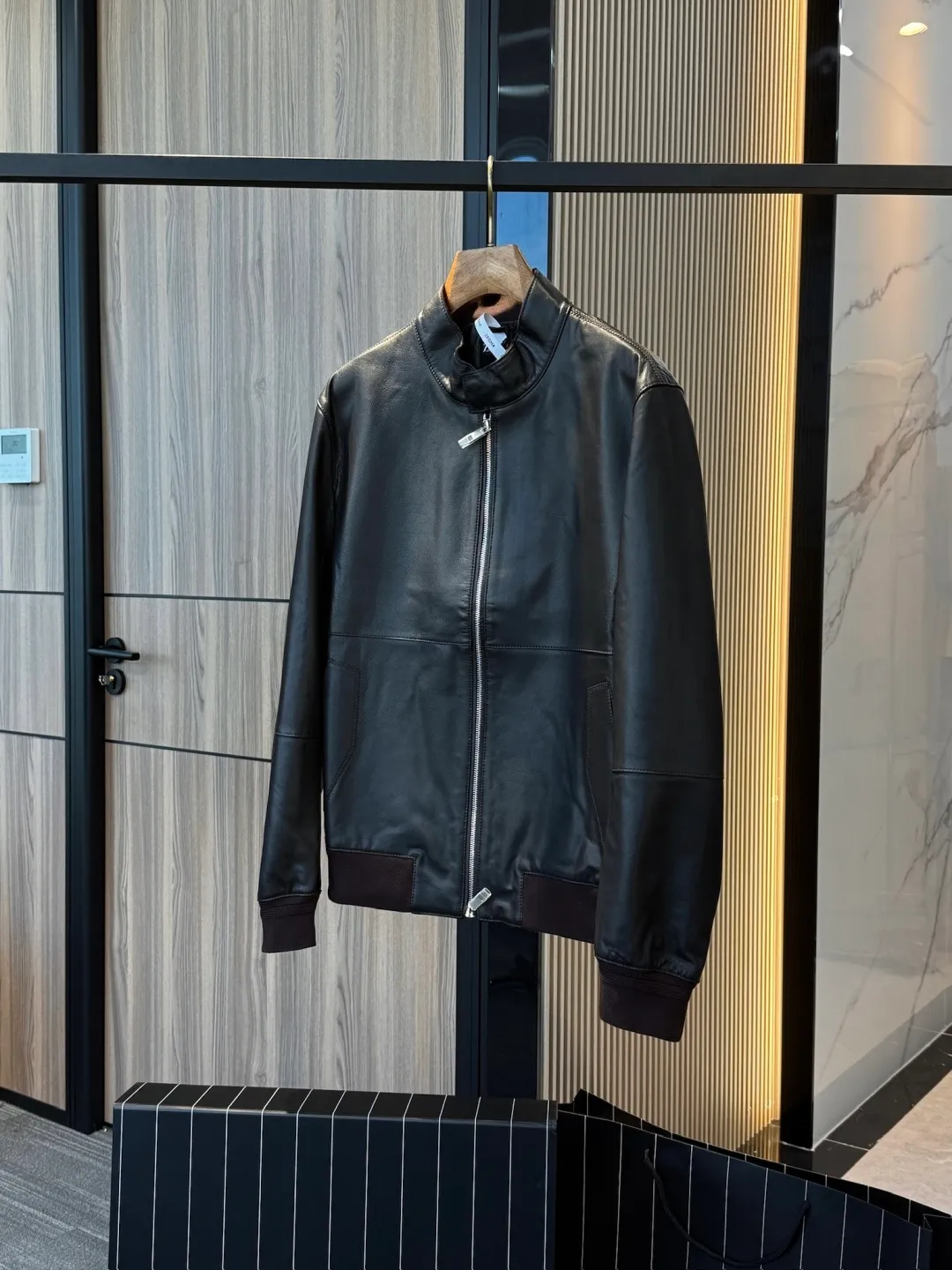🅿️3000 Zegna men's nappa leather bomber jacket (original leather, not market currency)