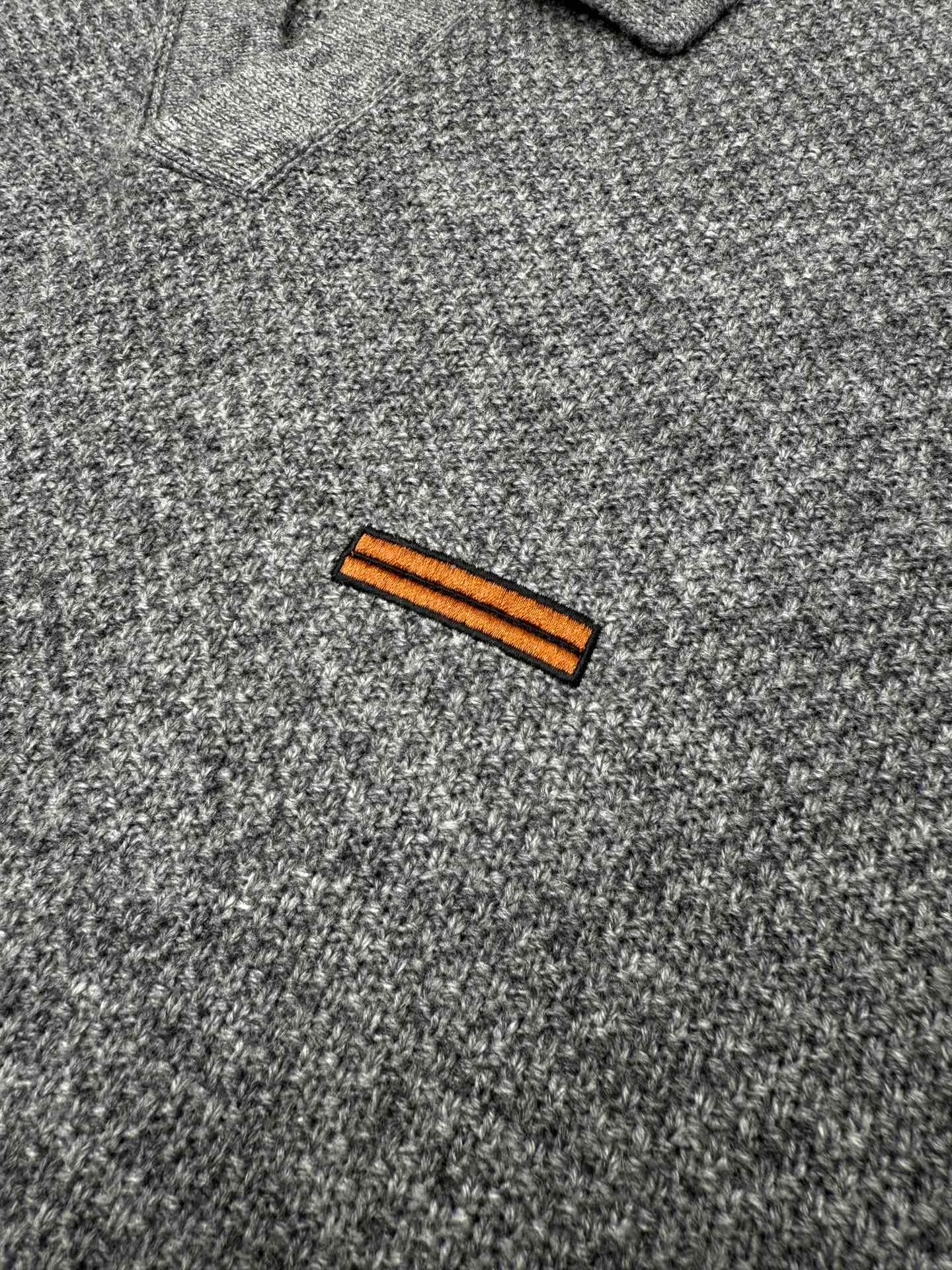 🅿️600 Ermenegildo Zegna 25ss new solid color polo sweater with brown embroidery on the chest. High version code number: 48.50.52.54.56.