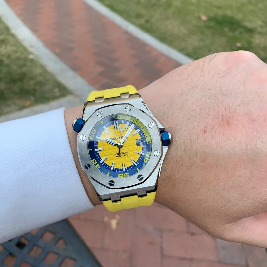 【High-end replica】💰1160! Audemars Piguet-AP AP31406⌚️Model 15703, from the hands of the greatest contemporary watch master (one of them) Zunda, the design is rough and flamboyant. The special octagonal porthole bezel is tightly integrated with the case with 8 hexagonal screws. It is highly recognizable and extremely stable. The black watch handle at 10 o'clock can adjust the digital circle on the face. It has a built-in fully automatic imported Citizen 8215 mechanical movement. 316L42MM watch case 🔥 Top quality products are constantly produced 🔥