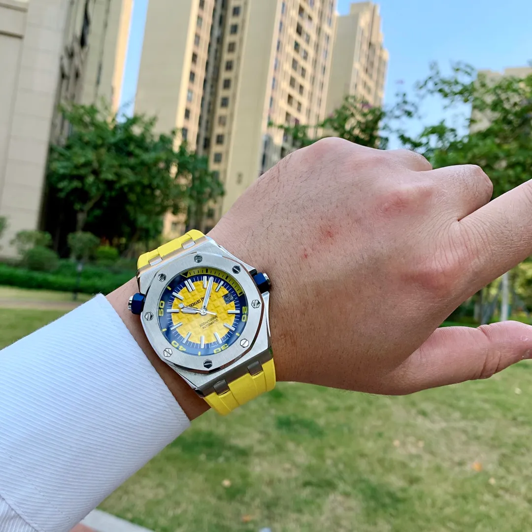 【High-end replica】💰1160! Audemars Piguet-AP AP31406⌚️Model 15703, from the hands of the greatest contemporary watch master (one of them) Zunda, the design is rough and flamboyant. The special octagonal porthole bezel is tightly integrated with the case with 8 hexagonal screws. It is highly recognizable and extremely stable. The black watch handle at 10 o'clock can adjust the digital circle on the face. It has a built-in fully automatic imported Citizen 8215 mechanical movement. 316L42MM watch case 🔥 Top quality products are constantly produced 🔥