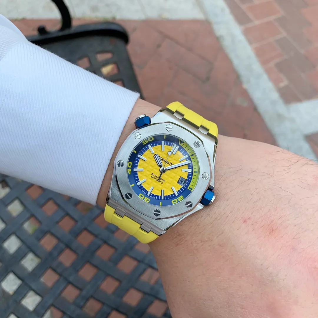 【High-end replica】💰1160! Audemars Piguet-AP AP31406⌚️Model 15703, from the hands of the greatest contemporary watch master (one of them) Zunda, the design is rough and flamboyant. The special octagonal porthole bezel is tightly integrated with the case with 8 hexagonal screws. It is highly recognizable and extremely stable. The black watch handle at 10 o'clock can adjust the digital circle on the face. It has a built-in fully automatic imported Citizen 8215 mechanical movement. 316L42MM watch case 🔥 Top quality products are constantly produced 🔥
