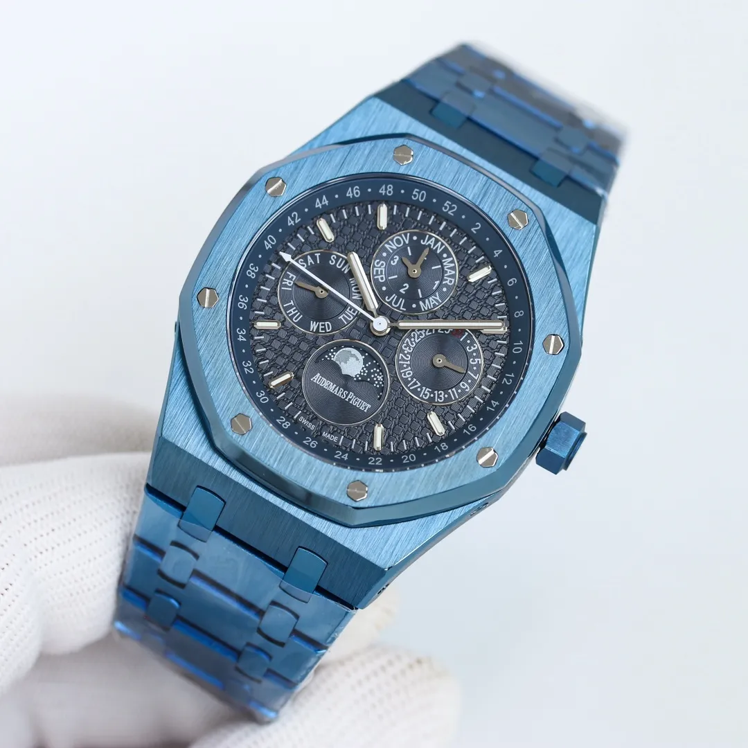 AP Audemars Piguet Royal Oak 26574ST Series🎮R68 Men's Watch! A perfect and personalized experience! 1⃣️Diameter 41MM! 2⃣️ Equipped with a customized version of Cal.5134 movement, which perfectly restores functions! 3⃣️All functions such as calendar, day of the week, month, moon phase, etc. are all real functions and can be used normally. (Steel belt, tape, and belt models are optional) 🎮 3⃣️The watch case is made of 316L fine steel, and the entire case is CNC processed with high precision, and the density is consistent with the original!           4⃣️The entire text is perfectly presented according to the original color! 5⃣️A three-piece set of shell cover, shell and bottom cover. The overall angle perfectly reflects the drawing process and the fusion of quality and beauty! 🎮S1 exquisitely recommended men’s multifunctional mechanical watch