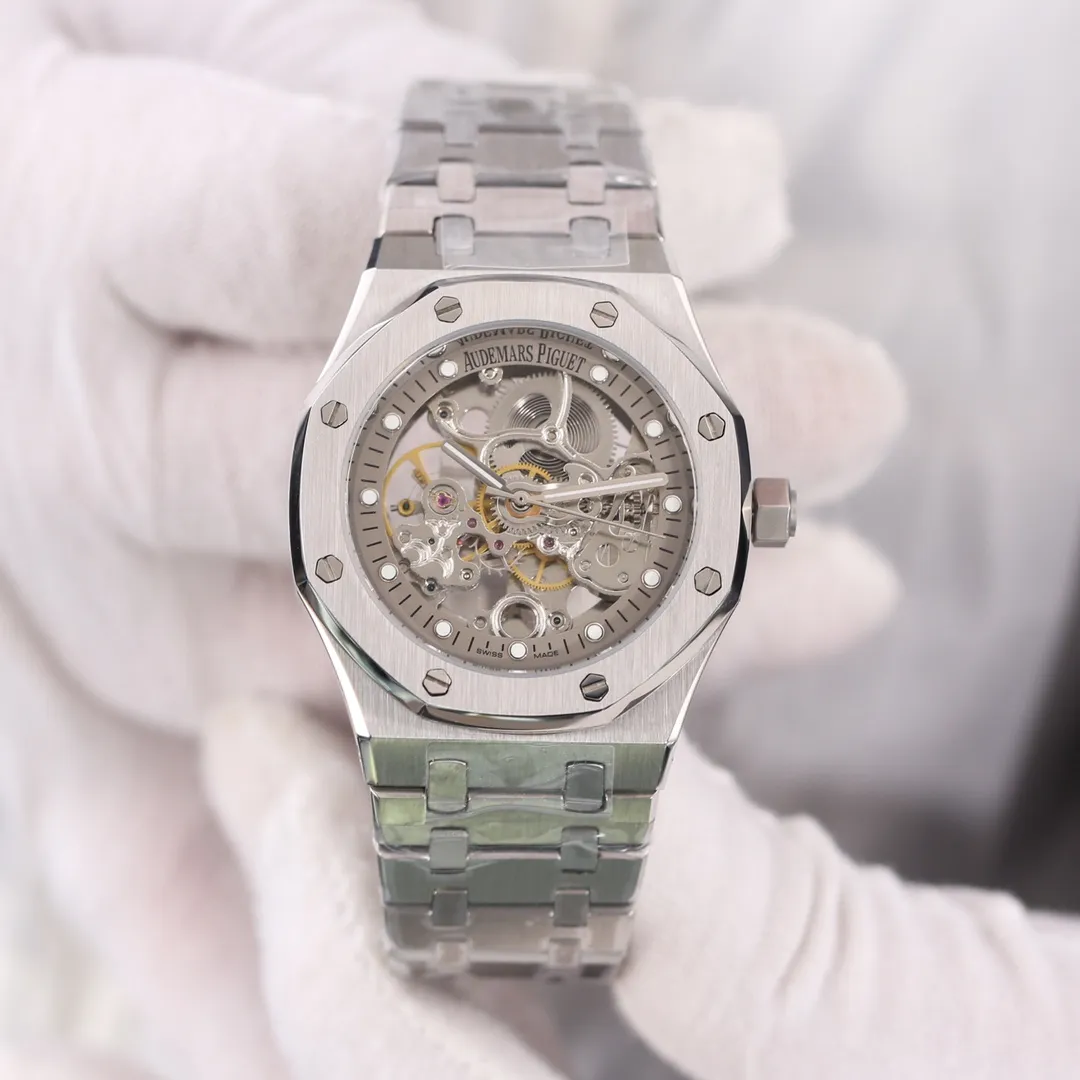 【Customized all-in-one machine】💰1640! Audemars Piguet ‼ ️Royal Oak Offshore Series Anti-glare treated mineral glass Size 42mm*14mm Equipped with AP original pin buckle Equipped with a replica rotor Fully automatic imported 9015 mechanical movement Octagonal brushed steel case with hollow surface Deeply waterproof (authentic model 26470SO.OO.A002CA.01) Super high quality in the market Super A workmanship Cool and domineering A different tough guy🔥Hot recommendation🔥Welcome to reprint!