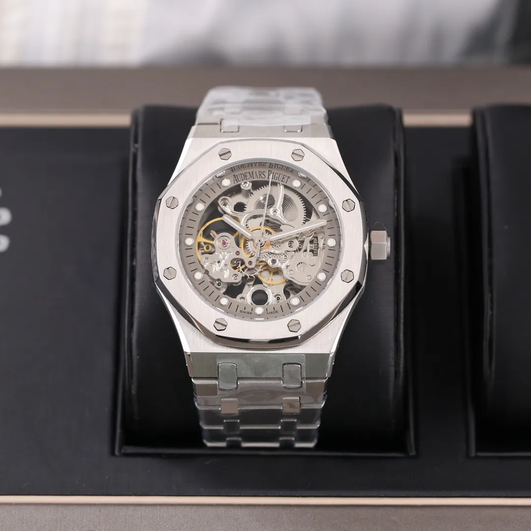【Customized all-in-one machine】💰1640! Audemars Piguet ‼ ️Royal Oak Offshore Series Anti-glare treated mineral glass Size 42mm*14mm Equipped with AP original pin buckle Equipped with a replica rotor Fully automatic imported 9015 mechanical movement Octagonal brushed steel case with hollow surface Deeply waterproof (authentic model 26470SO.OO.A002CA.01) Super high quality in the market Super A workmanship Cool and domineering A different tough guy🔥Hot recommendation🔥Welcome to reprint!