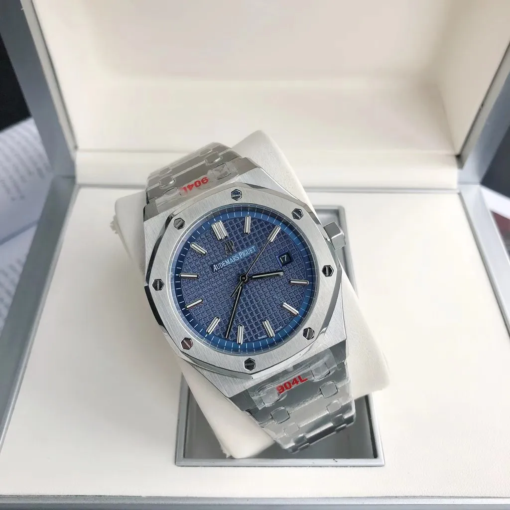 【High-end replica】💰1240! 【Customized all-in-one machine】💰1720! 2022 official synchronized new popular Audemars Piguet Royal Oak series 15500 classic men's watch [wit] [Movement] GD products still adhere to the principle of high cost performance, low price and affordable price, using 💯 brand new original Japanese imported Citizen 9015 automatic mechanical movement with zero repair, and correcting the original movement top [Case] The case is made of 316 stainless steel with flawless white lines and clear and smooth lines. The octagonal ring mouth is equipped with eight screws and the bezel is eye-catching. The size is 41mm/12mm. [Literature] The large plaid text is filled with fluorescent powder, which is bright and contrasting under the sun. The scale is filled with exclusive luminous light, which absorbs light quickly and has high durability. [Bracelet] 316 stainless steel bracelet synchronizes the brushed texture of the case with a three-fold push-button buckle. ⚠️Please look for the exclusive quality of GD products