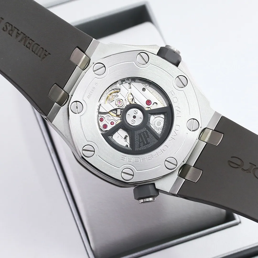 Produced by GW to create a classic-Audemars Piguet 15720 King of Diving! 4302 integrated movement, creating the strongest replica both internally and externally. 1. The case is polished multiple times to match the edges and corners and the material feels consistent; 2. The strongest movement plywood is polished, using the V2 version of the gold automatic support color; 3. The most user-friendly removable headband buffer area to ensure that it matches the original design; 4. The most three-dimensional and neat "biscuit texture" on the disk is guaranteed to be exactly the same as the original: 5. The most durable luminous light and the most aligned internal scales. 6. The original and consistent assembly structure is used to achieve uniformity in every detail! 7. The closest to the original pointer, with sharp and neat cut surfaces without burrs; 8. The closest to the original calendar magnifying glass, the most transparent on the market; 9. The strongest sapphire mirror, transparent to the senses, and coated with anti-vertigo anti-reflection coating; The most important movement: CAL.4302 movement, stable function, 41 hours of power reserve consistent with the original, and the same appearance! The king of diving, the GW king is back!