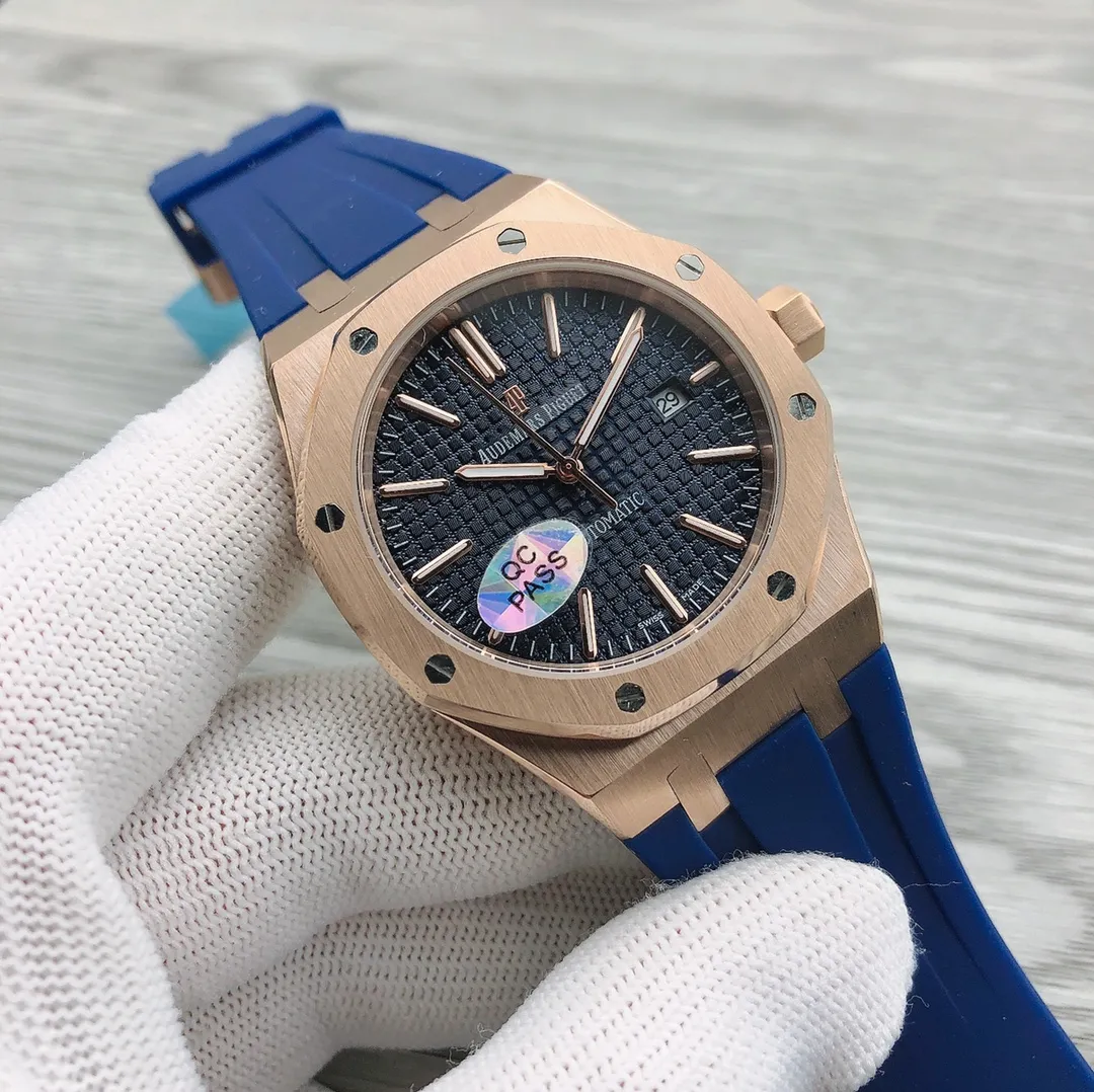【Foreign trade import】💰1240! AP Audemars Piguet Royal Oak Type: Men's top watch 🎮 RP2 Movement: three-hand mechanical movement Case: 316L stainless steel case Mirror: mineral strengthened glass 🎮Belt: steel strap, Sanjie extraordinary, showing the charm of men Size: diameter 44mm, thickness 12mm 🎮SJ carefully selects ultra-real pictures for you to give you a super-real picture experience