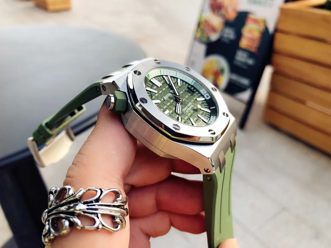 【High-end replica】💰1160! Audemars Piguet. 15710ST.OO.A002CA.01 Royal Oak Offshore Men's Mechanical Watch, size 42MM14MM, equipped with replica original Cal.3⃣1⃣2⃣0⃣ fully automatic mechanical movement, anti-glare treated sapphire💎 crystal glass, imported 316 stainless steel Ao case, equipped with imported rubber strap (original pin buckle) Friendly version, super high quality, superb workmanship, not a common product in the market, a must-have artifact for tough guys. After multiple processes of polishing and frosting, the unique octagonal bezel finally expresses sharp and angular lines. Audemars Piguet’s entry-level watch is highly recommended! ! ! It took a long time to present the most exquisite watch to all watch lovers!