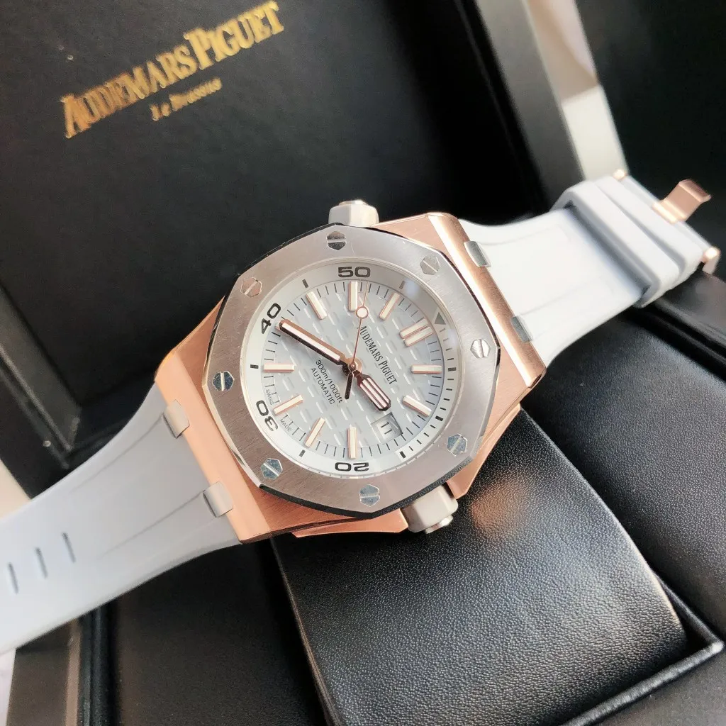 【High-end replica】💰1300! 【Customized all-in-one machine】💰1920! The 2023 heavy new product [color] Audemars Piguet Royal Oak Offshore men's sports watch has the same quality standards as always, with a sapphire mirror, a new Citizen movement, and is deeply waterproof. [Movement] The product still adheres to the high cost performance, using the 💯 brand new original Japanese imported Citizen 9015 all-in-one automatic mechanical movement [Case] ​​The case is made of 316 fine steel Lassa white flawless lines with clear and smooth lines, the octagonal ring mouth is equipped with eight screws and the bezel is bright and eye-catching, size 42mm/12mm [Literal] It adopts a large plaid text, which is bright and contrasting in the sun. [Watch Chain] The big manufacturer simultaneously imported the rubber watch strap with the original large pin buckle!
