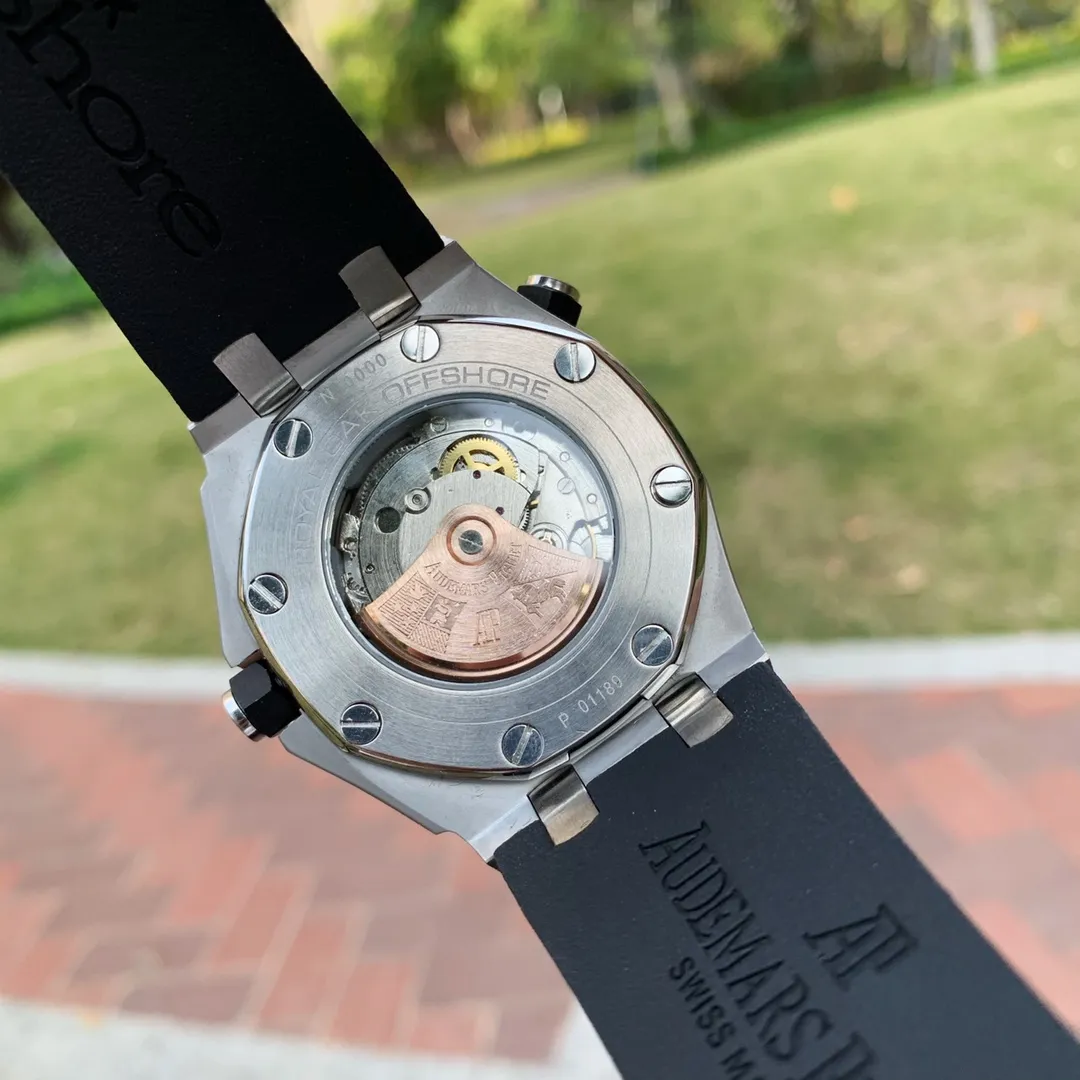 【High-end replica】💰1160! Audemars Piguet-AP AP31406⌚️Model 15703, from the hands of the greatest contemporary watch master (one of them) Zunda, the design is rough and flamboyant. The special octagonal porthole bezel is tightly integrated with the case with 8 hexagonal screws. It is highly recognizable and extremely stable. The black watch handle at 10 o'clock can adjust the digital circle on the face. It has a built-in fully automatic imported Citizen 8215 mechanical movement. 316L42MM watch case 🔥 Top quality products are constantly produced 🔥