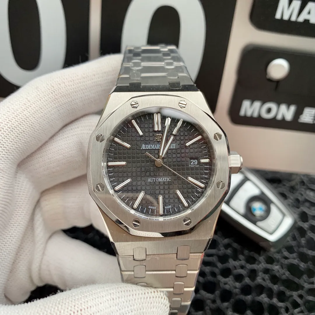AP Audemars Piguet 15400 V3 upgraded version (super A316 Swiss case cover) Royal Oak series is equipped with a customized version of Audemars Piguet's own Cal. 3120 fully automatic movement, double-sided sapphire glass, diameter 41mm, the strongest replica version on the market! ⚠️Please look for exclusive quality