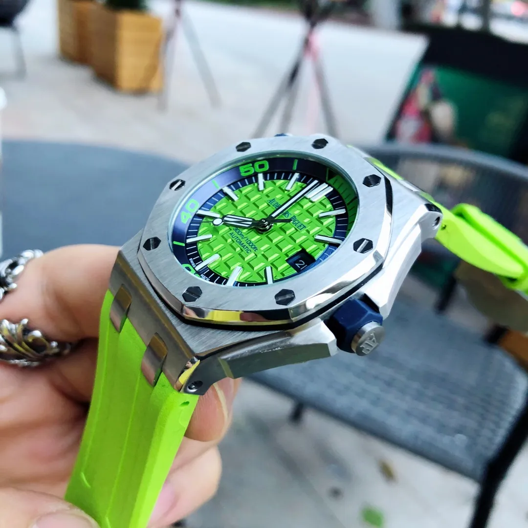 【Foreign trade import】💰1160! Audemars Piguet. 15710ST.OO.A002CA.01 Royal Oak Offshore Men's Mechanical Watch, size 42MM14MM, equipped with replica original Cal.3⃣1⃣2⃣0⃣ fully automatic mechanical movement, anti-glare treated sapphire💎 crystal glass, imported 316 stainless steel Ao case, with imported rubber strap (first layer calfskin) original pin buckle People-friendly version, super high quality, super workmanship, not ordinary goods in the market, good value for money, a must-have artifact for tough guys. After multiple processes of polishing and frosting, the unique octagonal bezel finally expresses sharp and angular lines. Audemars Piguet's entry-level watch is highly recommended! ! ! It took a long time to present the most sophisticated watch to all watch lovers, and a pair of original watch straps will be given as a random gift! ! !