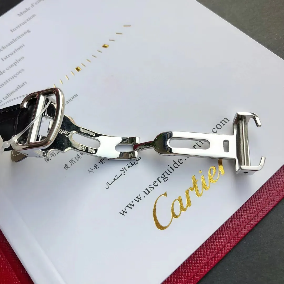 【High-end replica】💰1080! 【Customized all-in-one machine】💰1720! Cartier Blue Balloon [Cross-border peak, replica of the original version] GD quality control ingenuity creates a classic model - the Cartier Blue Balloon 42mm series is a one-to-one replica of the original version, sleek and elegant, showing nobility. [Case] ​​The case size is synchronized with the original 42/13mm 316L stainless steel case, which is extremely polished and shiny. The level of detail is no less than the original, perfectly embodying the unique charm of the original. [Movement] Equipped with the imported Citizen 9015 movement, the parameters are synchronized with the original ones, and can be simultaneously upgraded to the Swiss ETA machine. It has accurate travel time, delicate winding feel, and the time adjustment direction is synchronized with the original ones. [Strap] It is equipped with a first-layer cowhide strap imported from Italy and a top-grade 316L stainless steel strap to choose from. The steel belt is exquisitely polished ⚠️ Please look for the exclusive quality produced by GD