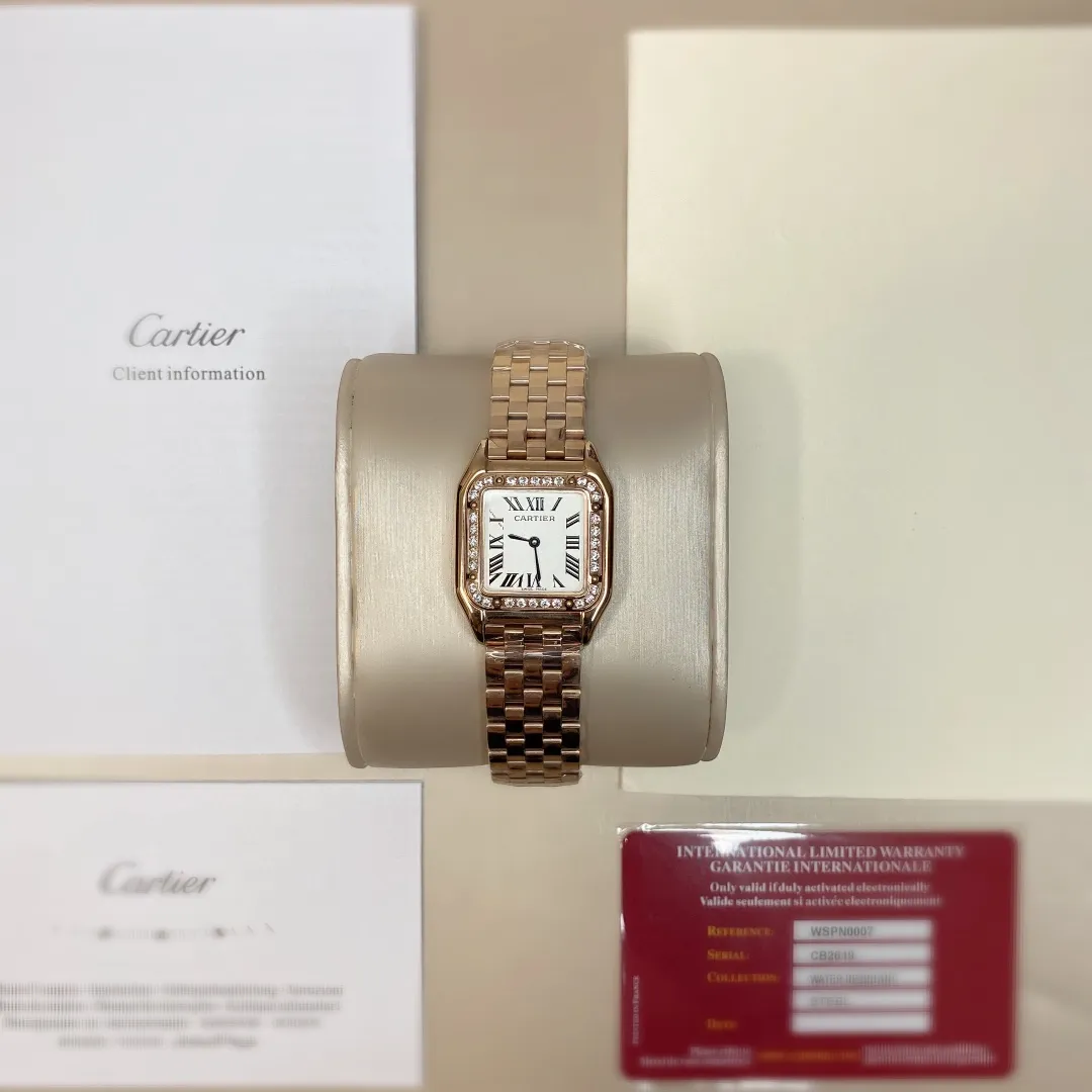 2021 Summer New Style 𝐯𝐜𝐚 𝐅𝐚𝐜𝐭𝐨𝐫𝐲 Produced by Cartier Cheetah without handle Brand: 𝐂𝐚𝐫𝐭𝐢𝐞𝐫·Cartier™️ Series: 𝐏𝐀𝐍𝐓𝐇𝐄𝐑𝐄 𝐃𝐄 (Japanese バージョン) Movement: Swiss quartz Size: 𝟐𝟐/𝟑𝟎𝐦𝐦 small, 𝟐𝟕/𝟑𝟓𝐦𝐦 medium Material: 𝟑𝟏𝟔 stainless steel Button: original pull button Function: hour hand