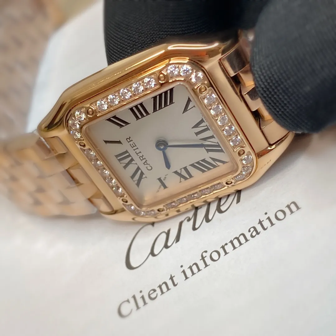 2021 Summer New Style 𝐯𝐜𝐚 𝐅𝐚𝐜𝐭𝐨𝐫𝐲 Produced by Cartier Cheetah without handle Brand: 𝐂𝐚𝐫𝐭𝐢𝐞𝐫·Cartier™️ Series: 𝐏𝐀𝐍𝐓𝐇𝐄𝐑𝐄 𝐃𝐄 (Japanese バージョン) Movement: Swiss quartz Size: 𝟐𝟐/𝟑𝟎𝐦𝐦 small, 𝟐𝟕/𝟑𝟓𝐦𝐦 medium Material: 𝟑𝟏𝟔 stainless steel Button: original pull button Function: hour hand