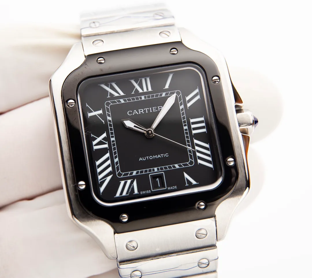【High-end replica】💰1300! 【Customized all-in-one machine】💰1900! Santos, one of Cartier's most classic series Brand: Cartier Santos series (men's watch) Strap: Stainless steel strap Case: Made of 316 stainless steel Movement: (Imported 9015 movement, accurate travel time, stable movement 0 repairs) Size: Width 47.5/39.8mm thick 12mm men's watch) Same style in Xiaohongshu, same style in Douyin Live (focus on original new machines) Focus is an attitude, produced by JH!