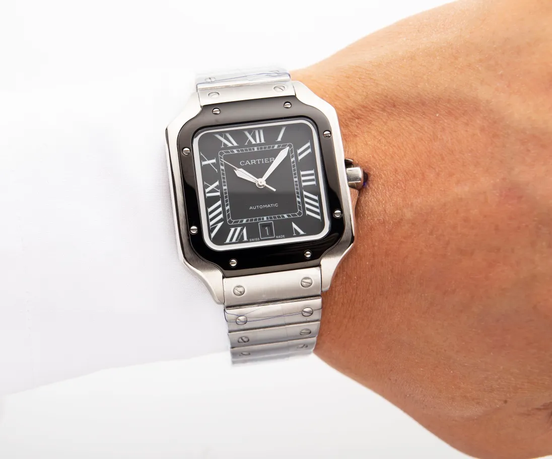 【High-end replica】💰1300! 【Customized all-in-one machine】💰1900! Santos, one of Cartier's most classic series Brand: Cartier Santos series (men's watch) Strap: Stainless steel strap Case: Made of 316 stainless steel Movement: (Imported 9015 movement, accurate travel time, stable movement 0 repairs) Size: Width 47.5/39.8mm thick 12mm men's watch) Same style in Xiaohongshu, same style in Douyin Live (focus on original new machines) Focus is an attitude, produced by JH!