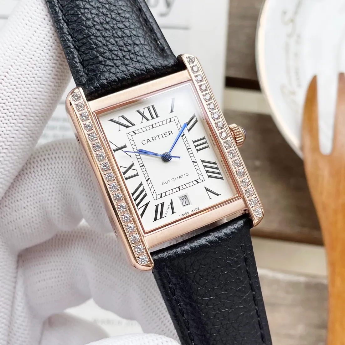 【High-end replica】💰1300! 【Customized all-in-one machine】💰1920! Cartier ⌚️CARTIER Tank Series Men's Mechanical Watch 💯New Citizen 9015 all-in-one automatic mechanical movement with accurate travel time, 🅾️Reworked 💯316L stainless steel case with imitation machine workmanship Case size 31*41 💯Wear-resistant and scratch-resistant sapphire mirror 💯Cow leather strap with original folding clasp! Welcome to reprint!