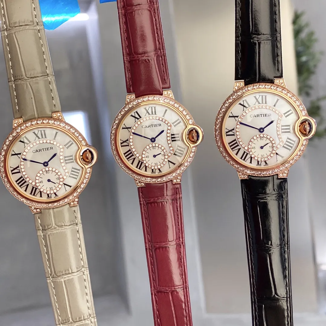 【High-end replica】💰1160! Cartier women's watch High-end limited edition, luxurious and noble temperament, it has to be [love], Cartier women's blue balloon luxury series, quartz watches are shipped in the same color [color], the sun, moon and stars are displayed in a large frame, the starry sky is running, time flows, special process cutting diamonds 💎 inlaid ring, personality, perfect, equipped with original imported quartz movement, accurate travel time, Cartier original snap buckle, diameter 36mm, thickness 8mm "Please look for the exclusive background to shoot the details"