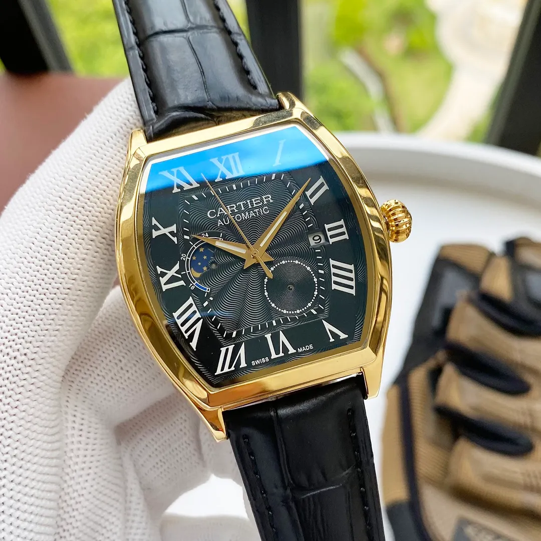 【Foreign Trade Import】💰1440! Cartier's fine men's watch, classic three-hand calendar design, noble atmosphere, gentlemanly style, excellent quality, hot-selling all over the city. Using fully automatic mechanical movement, top-grade 316 stainless steel case, imported calfskin strap, mineral super mirror, size 42*13