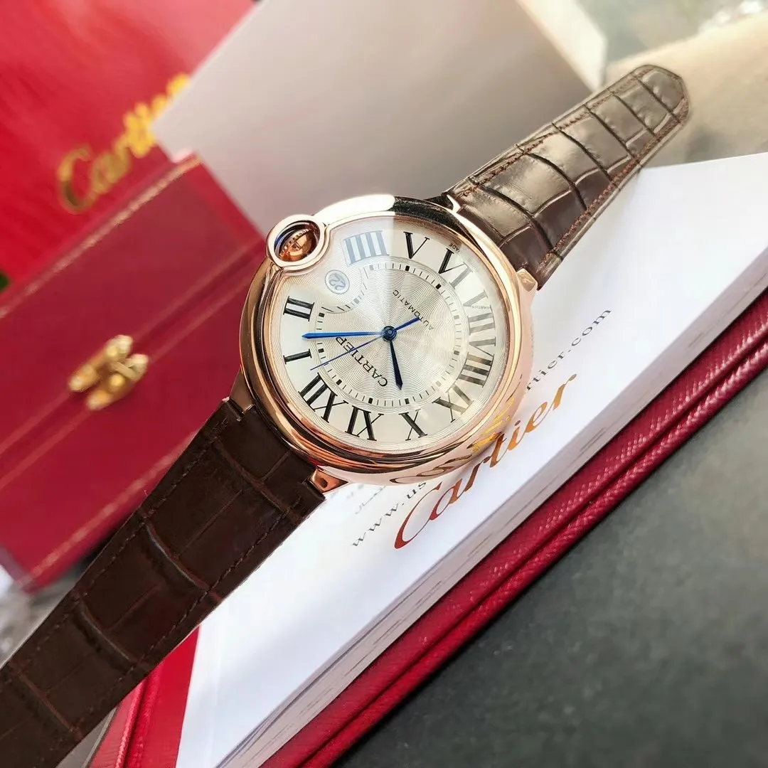 【High-end replica】💰1120! 【Customized all-in-one machine】💰1920! Cartier Blue Balloon [Cross-border peak, replica of the original version] GD quality control ingenuity creates a classic model - the Cartier Blue Balloon 42mm series is a one-to-one replica of the original version, sleek and elegant, showing nobility. [Case] ​​The case size is synchronized with the original 42/13mm 316L stainless steel case, which is extremely polished and shiny. The level of detail is no less than the original, perfectly embodying the unique charm of the original. [Movement] Equipped with the imported Citizen 9015 movement, the parameters are synchronized with the original ones, and can be simultaneously upgraded to the Swiss ETA machine. It has accurate travel time, delicate winding feel, and the time adjustment direction is synchronized with the original ones. [Strap] It is equipped with a first-layer cowhide strap imported from Italy and a top-grade 316L stainless steel strap to choose from. The steel belt is exquisitely polished ⚠️ Please look for the exclusive quality produced by GD