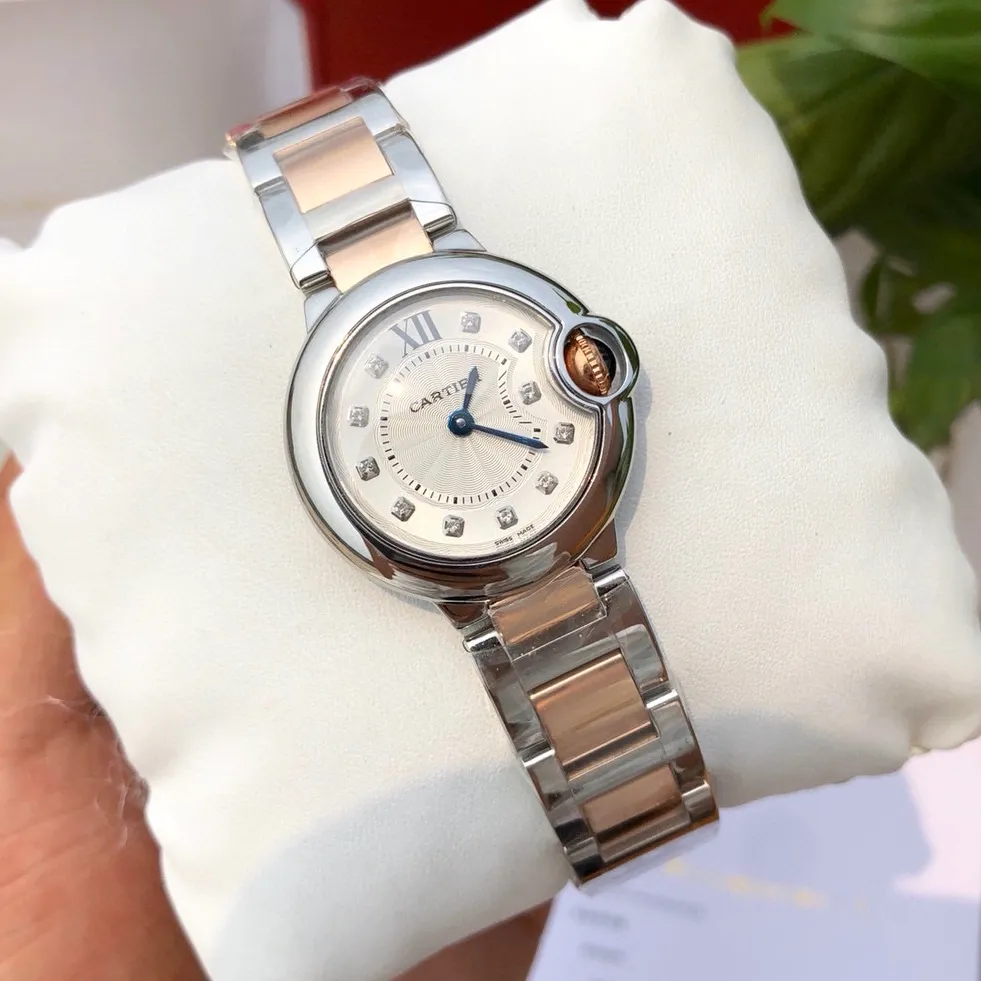 【High-end replica】💰1720! Cartier Blue Balloon rose gold pink mother-of-pearl face 28mm arrives! Big news coming‼ ️Blue balloon through special channels! One of the hottest styles in the world! A classic that can carry the years and never go out of style! Exclusive channel! The rhythm of selling one piece and one piece less! The movement is a replica of the original quartz movement. You can't find this kind of stuff in the market at all. There is actually no need to buy a quartz watch from a specialist. There is no problem with the condition of this product in any store, and it comes with an 8-year warranty!