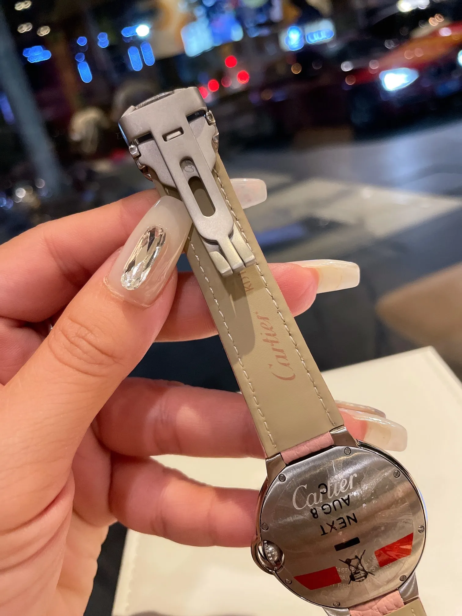 【High-end replica】💰1240! Cartier full diamond women's watch ✔️The most popular color, a perfect healing color/very temperamental color, the pebbled leather has just the right saturation, the delicate sheepskin is super soft and comfortable to wear. The key is the super showy white color❗️ Cartier blue balloon with diamond surface💎Gold is luxurious and noble. The real thing is super beautiful💋Swiss quartz size 36mm. Highly recommended to buy [Wow]