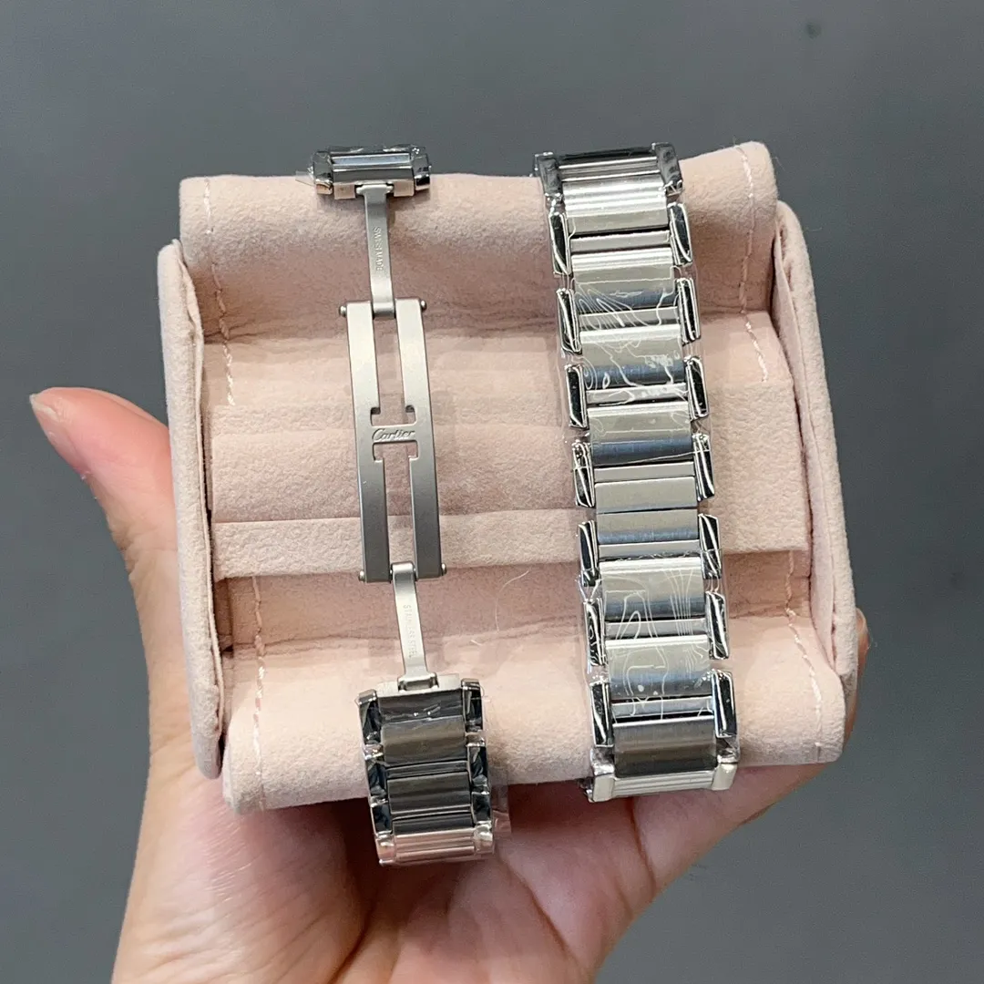 【High-end replica】💰1160! Cartier French Tank Series TankFrancaise, Swiss quartz movement, 316L stainless steel case bracelet, tempered crystal mirror, gemstone bead crown, medium size: width 27mm, length 32mm, small size: width 21.2mm, length 25.7mm