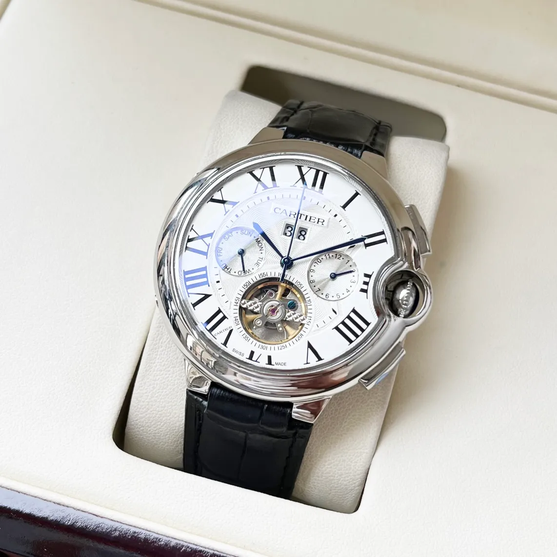 【Customized all-in-one machine】💰1520! Cartier men's watch, fully automatic imported Citizen 9015 all-in-one mechanical movement, sapphire mirror glass, 316L stainless steel case, calfskin leather strap, fashionable and casual, business essentials, size: diameter 44mm, thickness 12mm