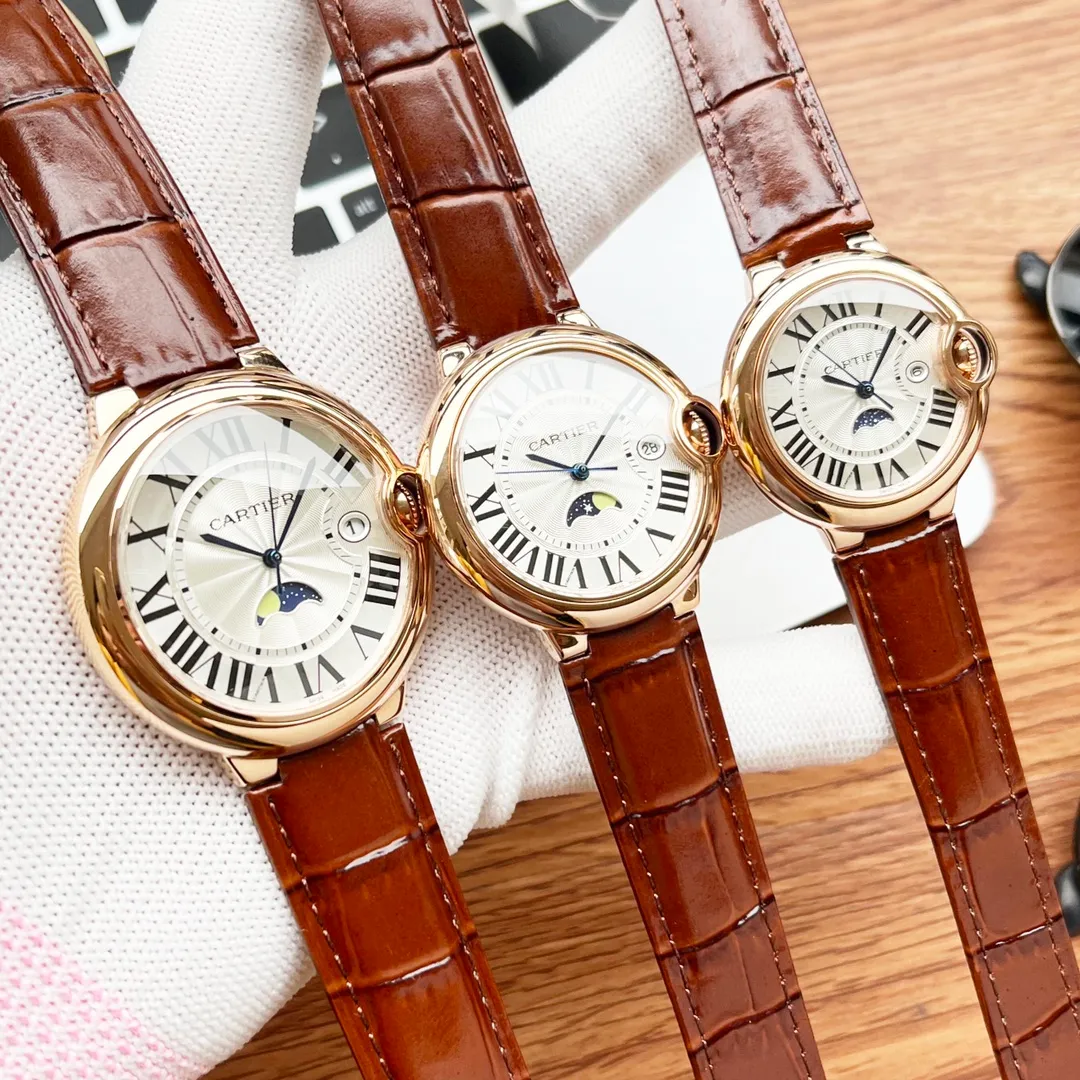 [High-end replica] 💰1720 each! Three sizes in one produced by Taiwan factory, size 33mm 36mm 42mm, Cartier Blue Balloon series: the latest quartz watch for couples, three-hand moon phase and star display, double sapphire glass mirror, 316 stainless steel case, steel blue sword-shaped hands, water drop fisheye effect sapphire mirror 3 o'clock glass opening🈷️Tooth reflection, Italian imported cowhide, 316 original steel belt, size 33mm 36mm42mm (bottom cover coded warranty card and hangtag three codes in one) individually packaged, Xiaohongshu recommends best-selling models, Douyin live broadcast popular models come to Long