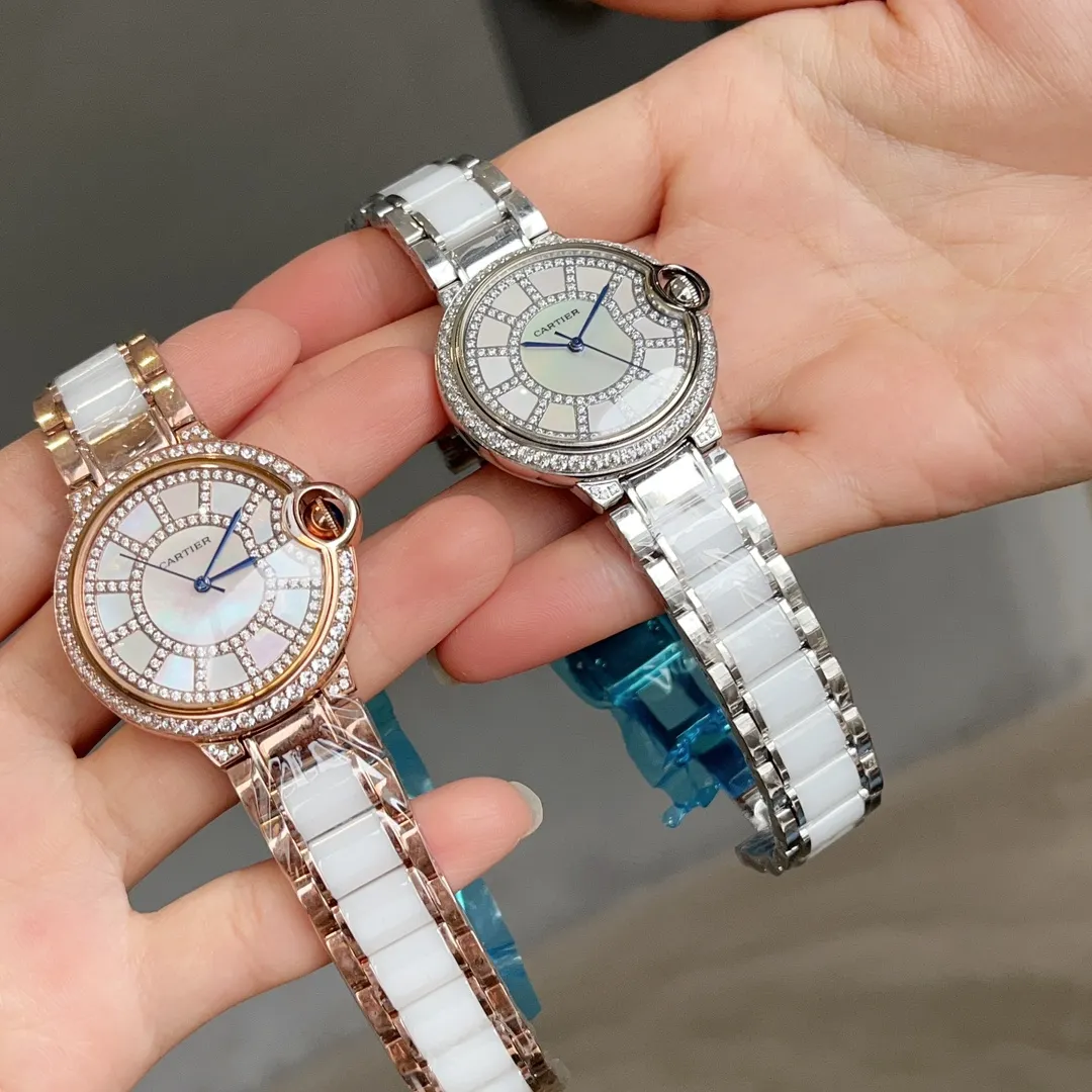 【Customized all-in-one machine】💰1520! Cartier Blue Balloon series, high-end limited edition, ceramic watch strap, luxurious and noble temperament, it has to be [Love] Cartier Women's Blue Balloon luxury series, quartz watches are shipped in the same color [color], pearl shell surface, time flows, special process cutting diamonds 💎 inlaid ring, personality, perfect, equipped with original imported quartz movement, accurate travel time, Cartier original snap buckle, diameter 36mm, thickness 8mm "Please pay attention to the exclusive background for detailed shooting"