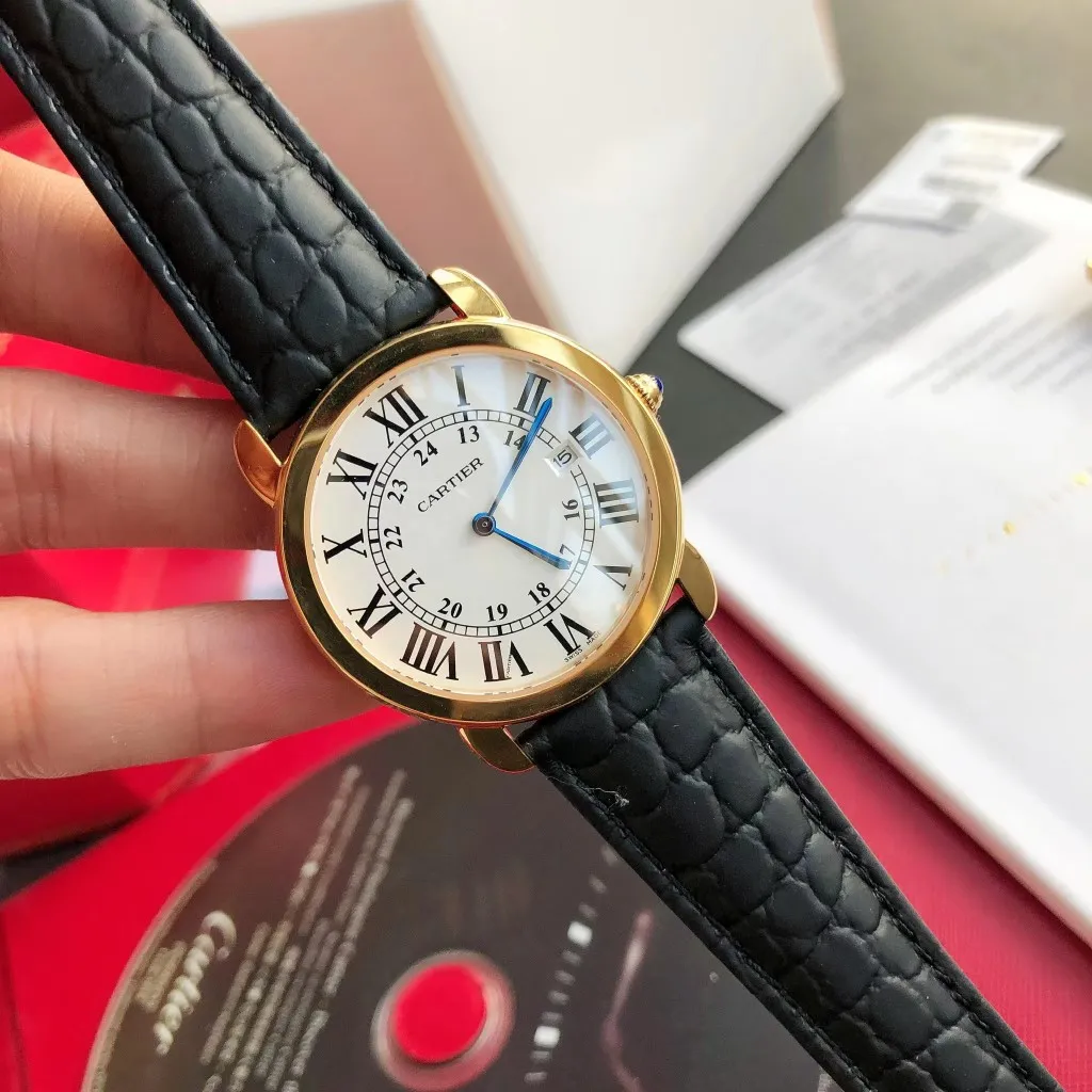 [High-end replica] 💰1120 each! [Taiwan Factory ⌚️London Series] Cartier-CARTIER (V12 upgraded version) classic London series couple watch, original mold opening, diameter: medium 36mm small 29.5mm, crocodile pattern strap, 💯 Swiss quartz movement, details and workmanship are consistent with the original ⚠️Please look for exclusive quality