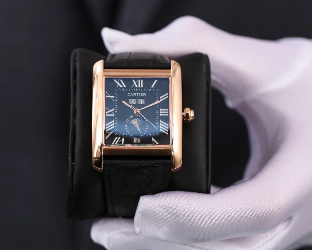 【Foreign Trade Import】💰1520! 2021 hot tank series, classic style, Chinese size! Brand: Cartier🎈Hot-selling model🎈🔥Unique and charming perpetual calendar🏆🏆 Type: Fine men's watch (exquisite workmanship) Strap: Genuine cowhide strap (very comfortable) Movement: Multi-functional fully automatic mechanical movement of the old Shanghai factory🔥🔥 (very stable) Quality assurance🎈🎈very stable🎈🎈Swiss flower washing process🎈🎈 Mirror surface: mineral-strengthened glass Highly transparent Really moving Classic and timeless Excellent quality High cost performance🔥🔥 Size: 41m in diameter and 12mm thick Hot on the market! Welcome to reprint!