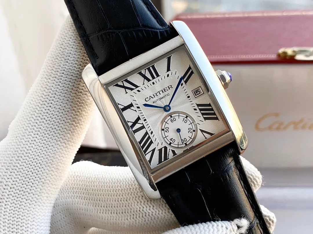 【Foreign trade import】💰1160! Cartier - Cartler🎉Tank Series Men's Watch Fully Automatic Mechanical Movement 316 Stainless Steel Case Mineral Glass Mirror Imported Calf Leather Strap Diameter 40mm Thickness 12mm The men's spirit represented by this watch: integrity, perseverance, fearlessness and loyalty to oneself. Whether it is a formal occasion or a daily outing, wearing it on the wrist shows your chic and gentlemanly style!