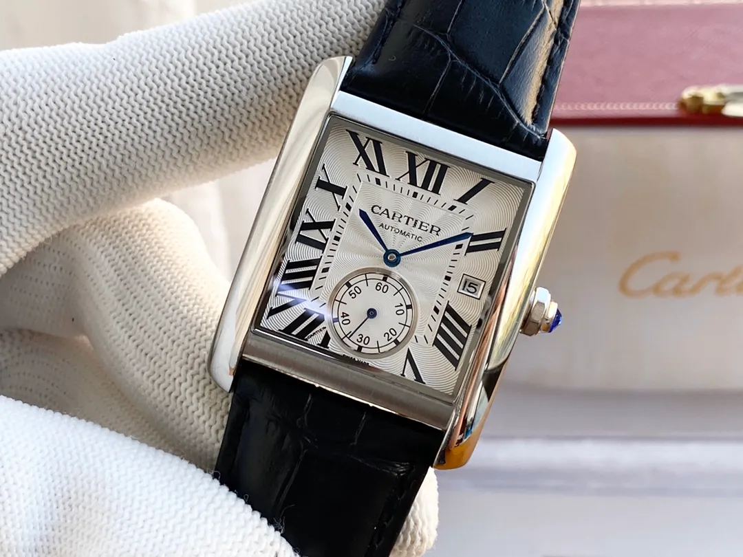 【Foreign trade import】💰1160! Cartier - Cartler🎉Tank Series Men's Watch Fully Automatic Mechanical Movement 316 Stainless Steel Case Mineral Glass Mirror Imported Calf Leather Strap Diameter 40mm Thickness 12mm The men's spirit represented by this watch: integrity, perseverance, fearlessness and loyalty to oneself. Whether it is a formal occasion or a daily outing, wearing it on the wrist shows your chic and gentlemanly style!