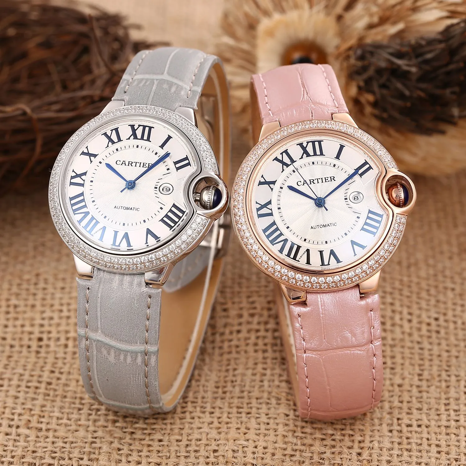 [High-end replica] 💰1080 yuan each.! Cartier Blue Balloon Series 🍂Type: 3-pin Blue Balloon series couple watch 🍂Strap: top fully automatic mechanical movement 🍂Movement: top fully automatic mechanical movement 🍂Mirror: top imported diamond film crystal mirror 🍂Size: large 42mm, medium 36mm, small 33mm