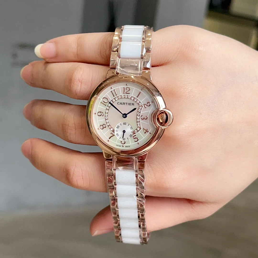 【Purchasing quality】💰1240! Cartier ceramic watch strap, luxurious and noble temperament, it has to be [Love] Cartier women's blue balloon luxury series, quartz watches are shipped in the same color [color], pearl shell surface, time flows, special process cut diamonds 💎 inlaid ring, personality, perfect, equipped with original imported quartz movement, accurate travel time, Cartier original snap buckle, diameter 36mm, thickness 8mm "Please pay attention to the exclusive background for detailed shooting"