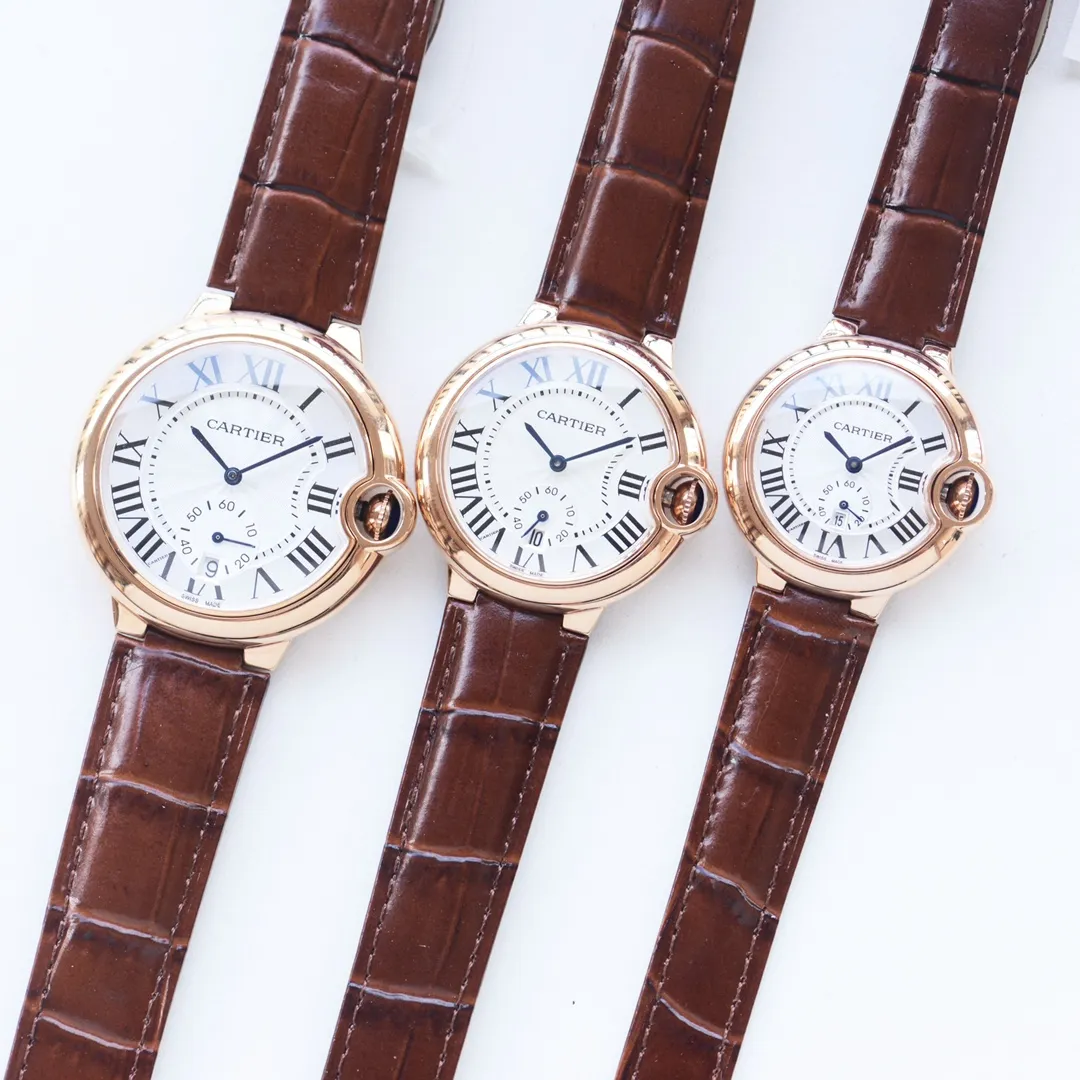 【Customized all-in-one machine】💰1720! Three sizes in one produced by Taiwan factory, size 33mm 36mm 42mmCartier Cartier Blue Balloon Series: The new quartz watch has a two-hand and a half calendar display. The two-hand and a half small seconds dial with calendar function that watch lovers have been waiting for is now on the shelves. Double sapphire glass mirror, 316 stainless steel case, steel blue sword-shaped hands, water drop fisheye effect sapphire mirror 3 o'clock glass opening🈷️Tooth reflection, Italian imported cowhide, 316 original steel belt, size 33mm 36mm42mm (bottom cover coded warranty card and hangtag three codes in one) individually packaged, Xiaohongshu recommends best-selling models, Douyin live broadcast popular models come to Long